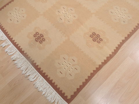 Kilim Beige Flat Woven 40 X 60 Area Rug 100-109305 Image 8
