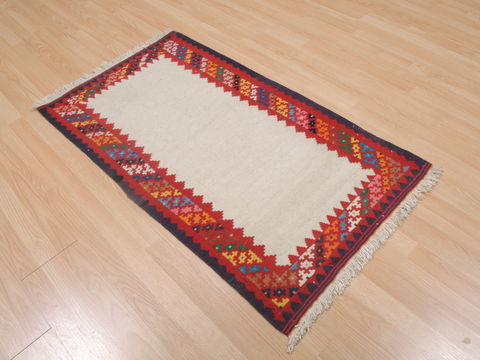 Kilim Beige Flat Woven 26 X 43 Area Rug 100-109309 Image 3