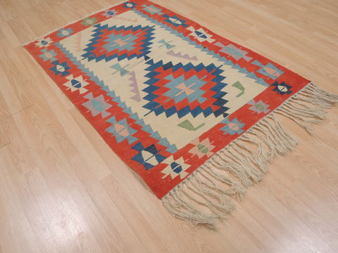 Kilim Red Flat Woven 35 X 52 Area Rug 100-109311 Image 2