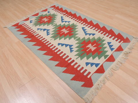 Kilim Red Flat Woven 38 X 56 Area Rug 100-109315 Image 3