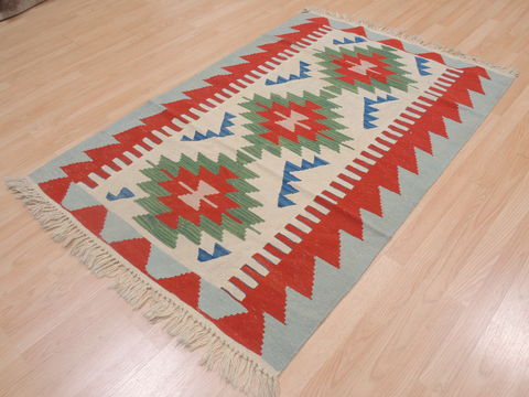 Kilim Red Flat Woven 38 X 56 Area Rug 100-109315 Image 4