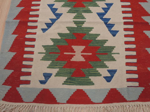 Kilim Red Flat Woven 38 X 56 Area Rug 100-109315 Image 7