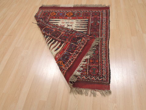 Kilim Red Hand Knotted 35 X 40  Area Rug 100-109320 Image 13