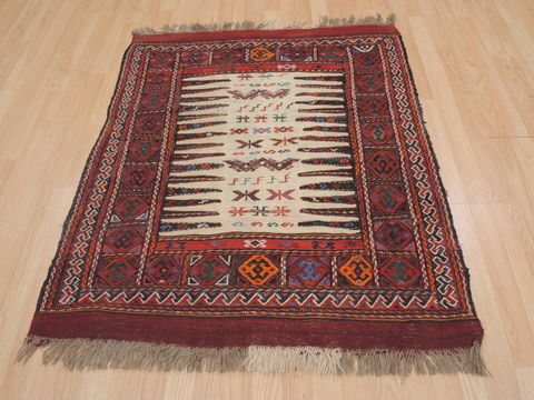 Kilim Red Hand Knotted 35 X 40  Area Rug 100-109320 Image 9