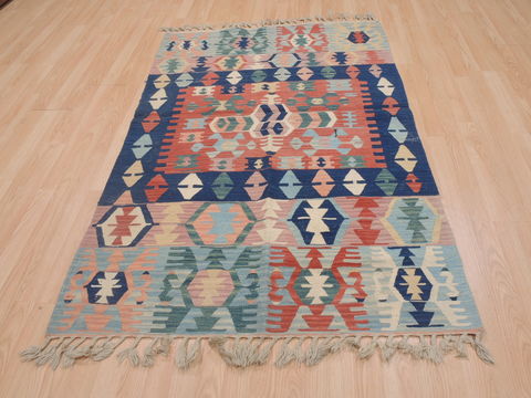 Kilim Red Hand Knotted 39 X 511 Area Rug 100-109326 Image 1