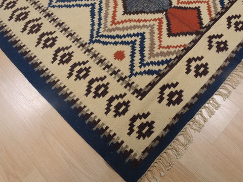 Kilim Beige Flat Woven 47 X 81 Area Rug 100-109336 Image 7