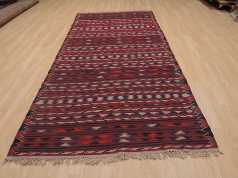 Kilim Red Runner Flat Woven 46 X 98 Area Rug 100-109337 Image 1