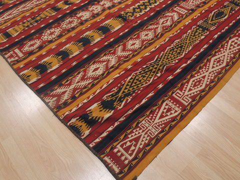 Kilim Red Flat Woven 62 X 132 Area Rug 100-109341 Image 5