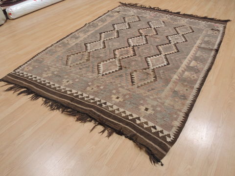 Kilim Brown Flat Woven 63 X 92 Area Rug 100-109348 Image 2