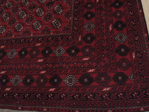 Khan Mohammadi Red Hand Knotted 84 X 111 Area Rug 100-109355 Image 12