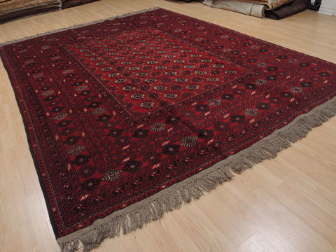 Khan Mohammadi Red Hand Knotted 84 X 111 Area Rug 100-109355 Image 2