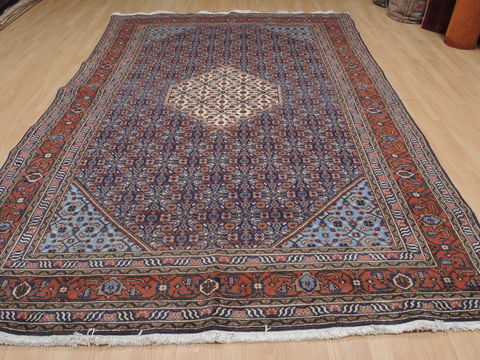Ardebil Blue Hand Knotted 70 X 107 Area Rug 100-109362 Image 4