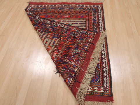 Kilim Red Flat Woven 38 X 47 Area Rug 100-109376 Image 14
