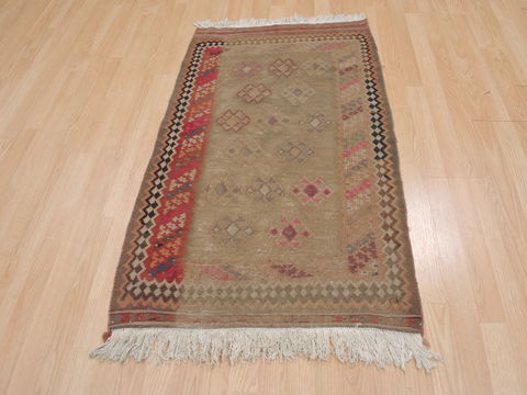 Kilim Green Hand Knotted 27 X 44 Area Rug 100-109390 Image 13