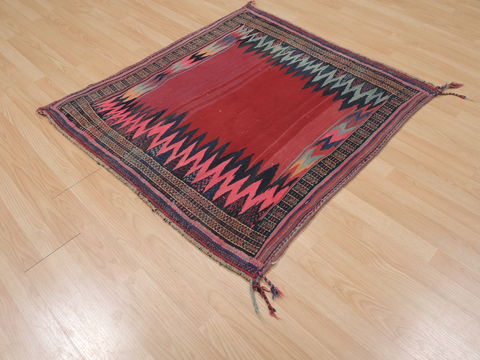 Kilim Red Square Hand Knotted 37 X 311 Area Rug 100-109394 Image 3
