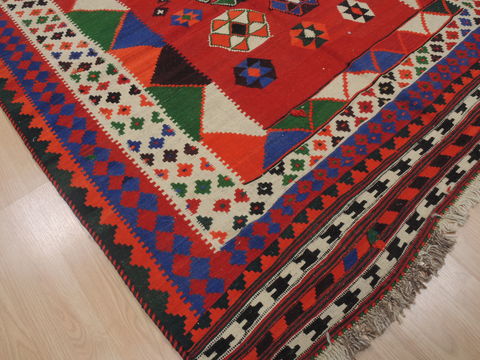 Kilim Red Hand Knotted 53 X 81 Area Rug 100-109417 Image 7