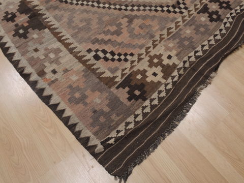 Kilim Brown Flat Woven 75 X 119 Area Rug 100-109419 Image 4