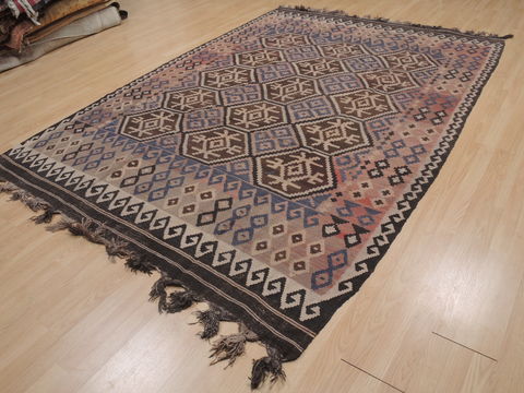 Kilim Brown Flat Woven 68 X 911 Area Rug 100-109426 Image 9
