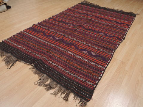 Kilim Red Flat Woven 54 X 88  Area Rug 100-109445 Image 4