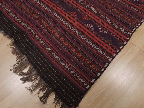 Kilim Red Flat Woven 54 X 88  Area Rug 100-109445 Image 8