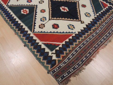 Kilim Red Flat Woven 48 X 92 Area Rug 100-109456 Image 4