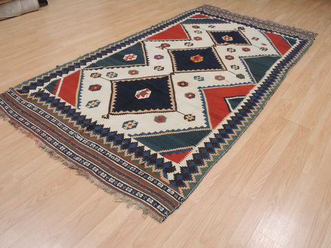 Kilim Red Flat Woven 48 X 92 Area Rug 100-109456 Image 9