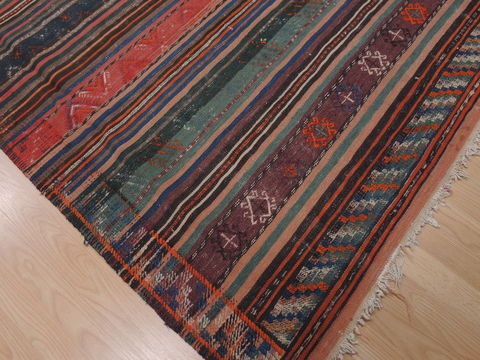 Kilim Red Hand Knotted 42 X 81 Area Rug 100-109470 Image 10
