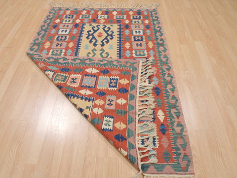 Kilim Red Flat Woven 40 X 59 Area Rug 100-109476 Image 12