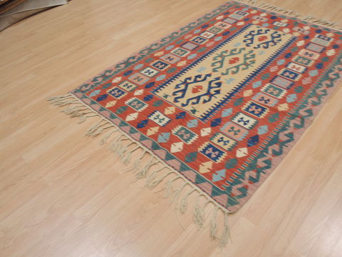 Kilim Red Flat Woven 40 X 59 Area Rug 100-109476 Image 3
