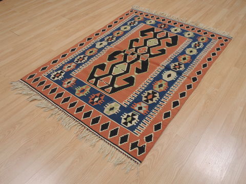Kilim Red Flat Woven 39 X 52 Area Rug 100-109482 Image 2