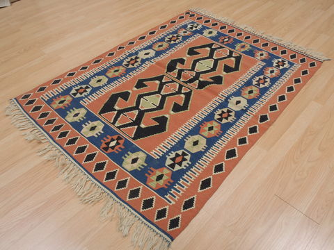 Kilim Red Flat Woven 39 X 52 Area Rug 100-109482 Image 4
