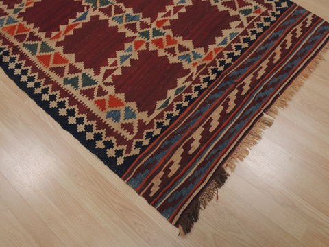 Kilim Red Flat Woven 42 X 74 Area Rug 100-109507 Image 11