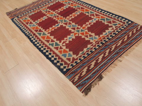 Kilim Red Flat Woven 42 X 74 Area Rug 100-109507 Image 14