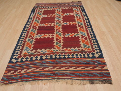 Kilim Red Flat Woven 42 X 74 Area Rug 100-109507 Image 3