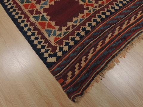 Kilim Red Flat Woven 42 X 74 Area Rug 100-109507 Image 6