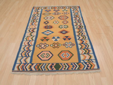 Kilim Beige Flat Woven 39 X 52  Area Rug 253-109512 Image 3