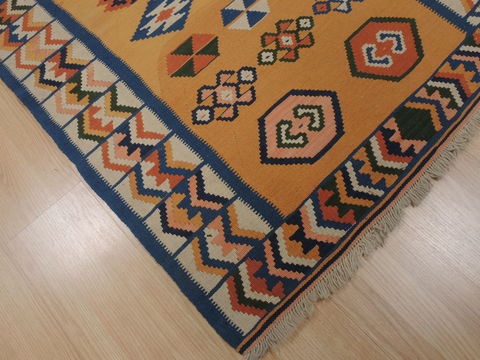 Kilim Beige Flat Woven 39 X 52  Area Rug 253-109512 Image 6