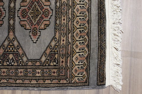 Bokhara Grey Runner Hand Knotted 20 X 60 Area Rug 155-109518 Image 4