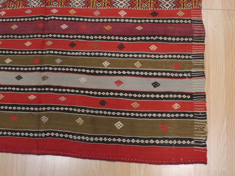 Kilim Red Flat Woven 48 X 56 Area Rug 100-109532 Image 10