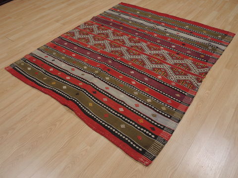 Kilim Red Flat Woven 48 X 56 Area Rug 100-109532 Image 2