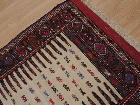 Kilim Red Square Flat Woven 33 X 33 Area Rug 100-109535 Image 12