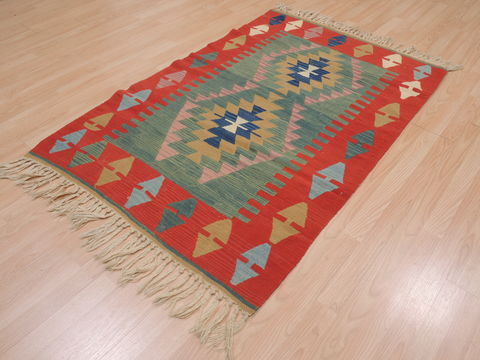 Kilim Red Flat Woven 37 X 56 Area Rug 100-109538 Image 3