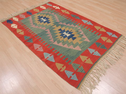 Kilim Red Flat Woven 37 X 56 Area Rug 100-109538 Image 4