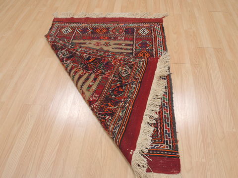 Kilim Red Square Flat Woven 33 X 33 Area Rug 100-109539 Image 13