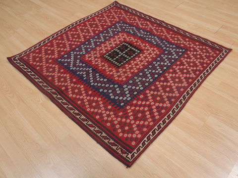 Kilim Red Square Flat Woven 310 X 40 Area Rug 100-109581 Image 13
