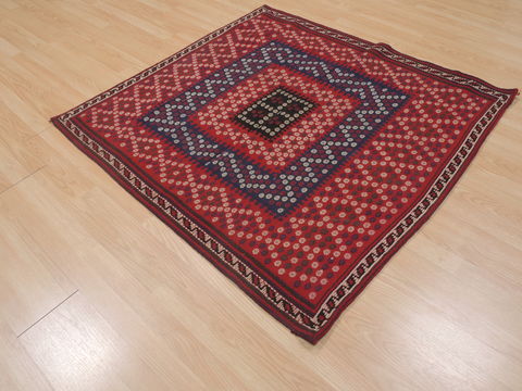 Kilim Red Square Flat Woven 310 X 40 Area Rug 100-109581 Image 2