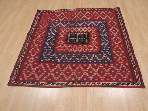 Kilim Red Square Flat Woven 310 X 40 Area Rug 100-109581 Image 3