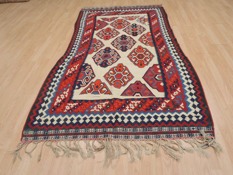 Kilim White Flat Woven 40 X 80 Area Rug 100-109598 Image 1
