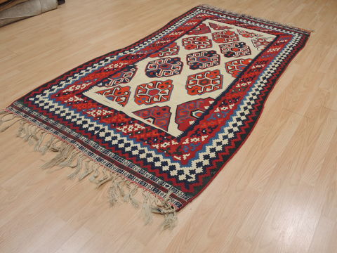 Kilim White Flat Woven 40 X 80 Area Rug 100-109598 Image 2