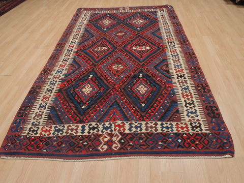 Kilim Red Flat Woven 52 X 91 Area Rug 100-109604 Image 1